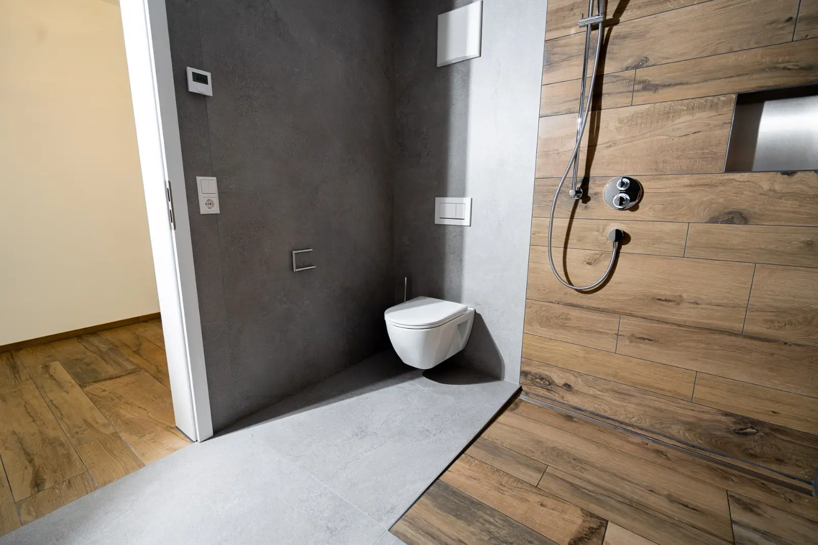 Duschbad mit bodengleicher Dusche